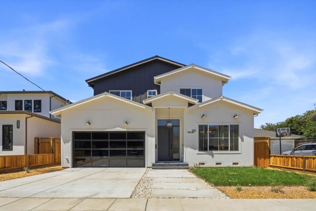 1111 Pine ave