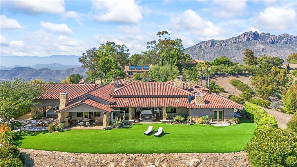 10936 Pacific View