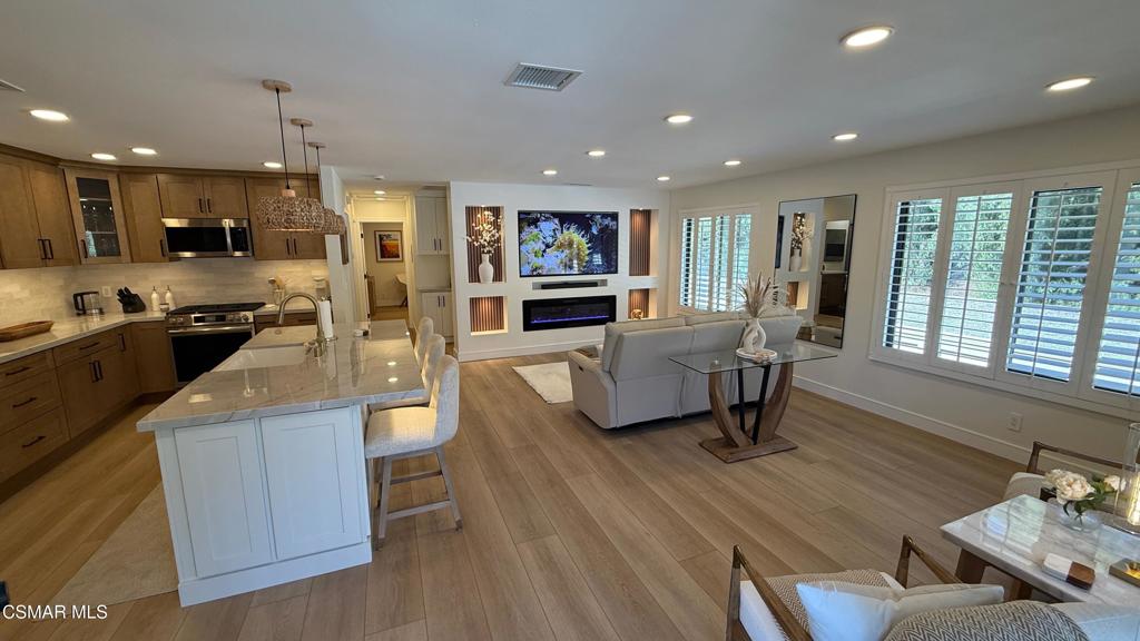 3439 Highwood Court 130