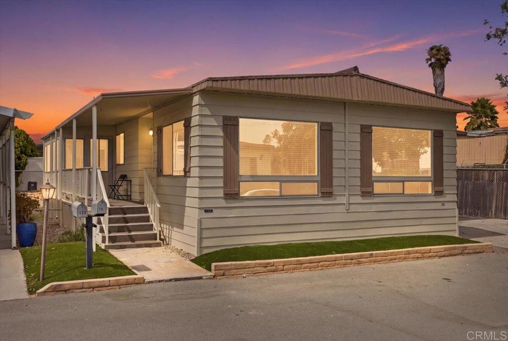 121 Orange Avenue SPC 101