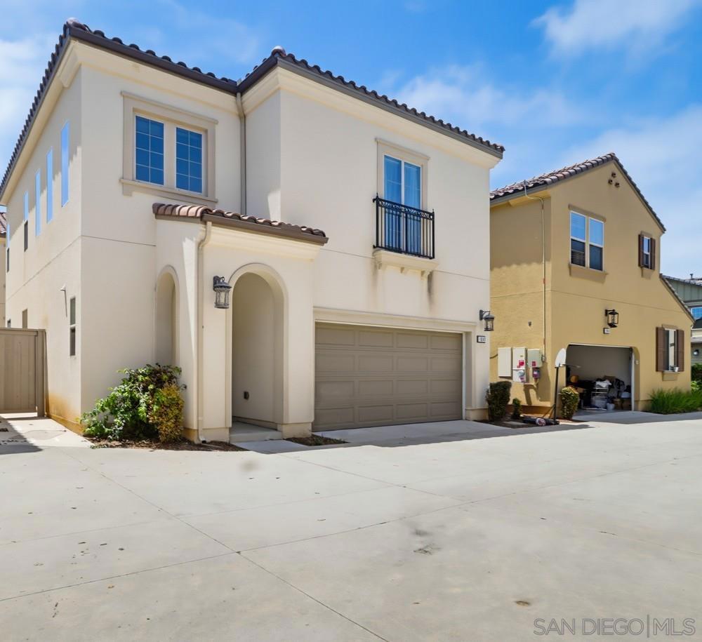 1041 SEA GLASS WAY