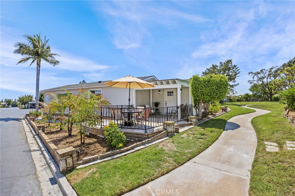 685 Wood Lake Drive 184