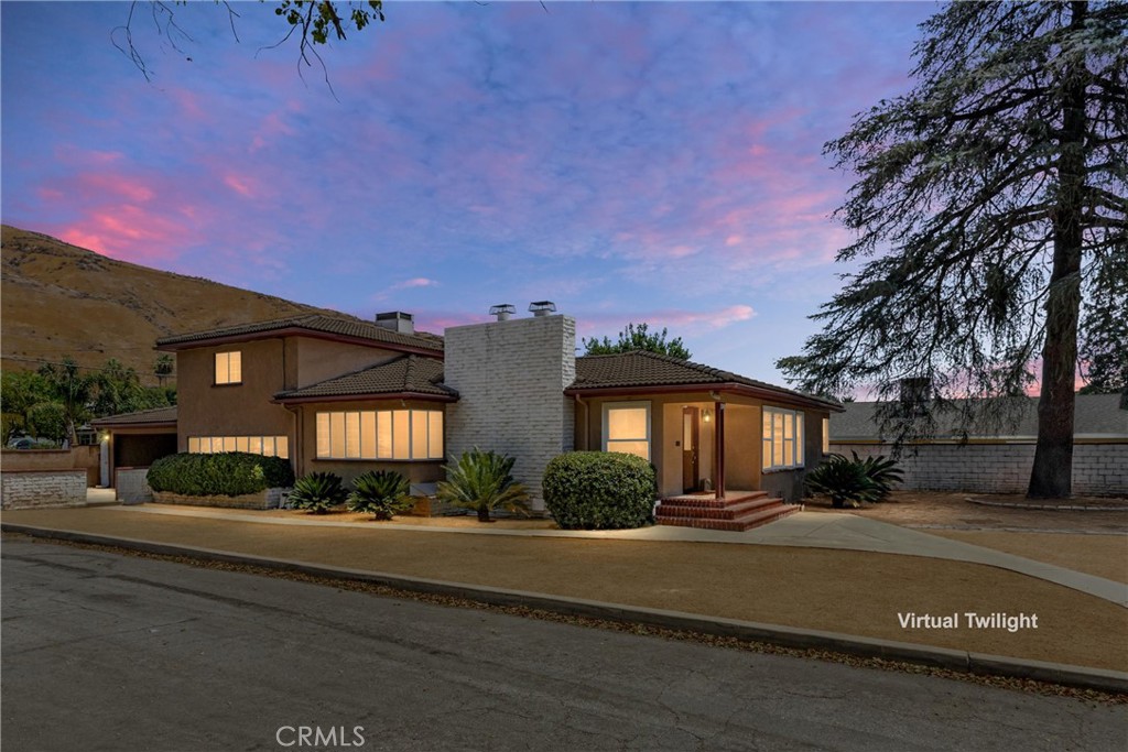 1268 W Marshall