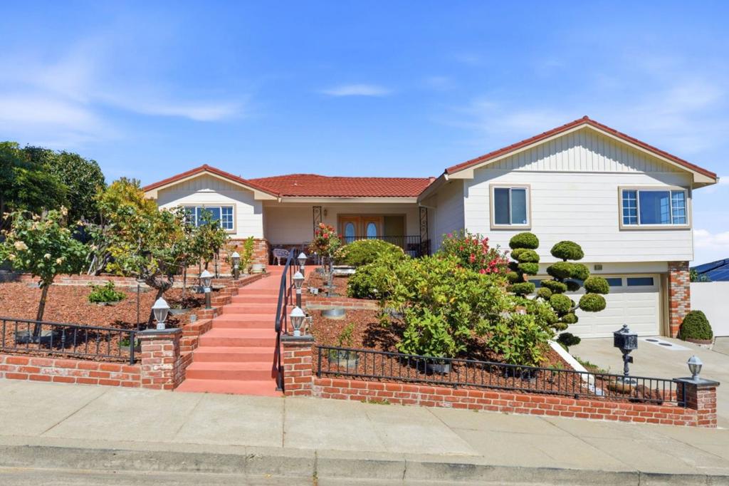 1284 Encina Drive
