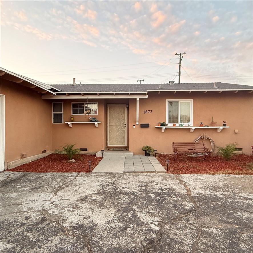 1277 Essex