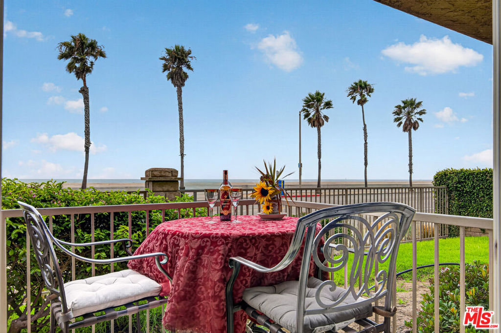 200 E Surfside Drive