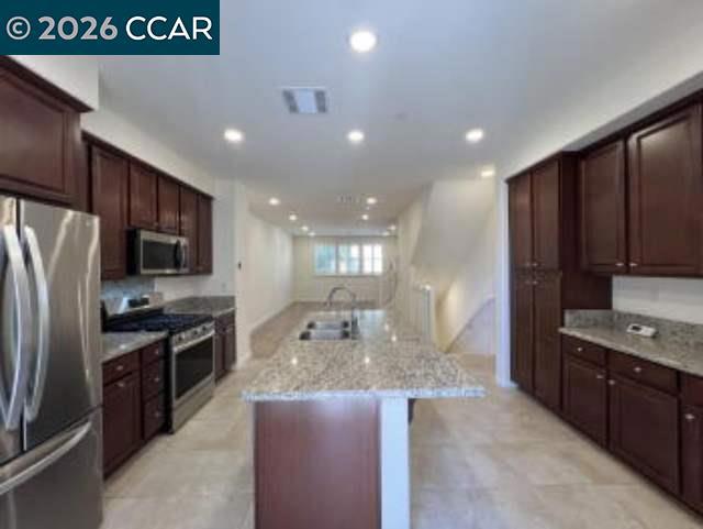 2762 Ferrara Cir