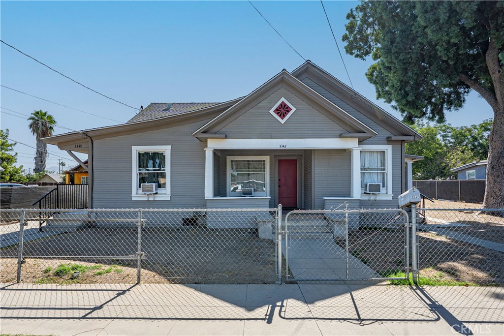 3342 Eucalyptus Avenue