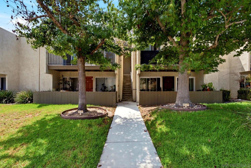 2850 Reynard Way 16