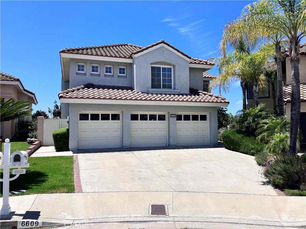 6609 E Pinnacle Pointe