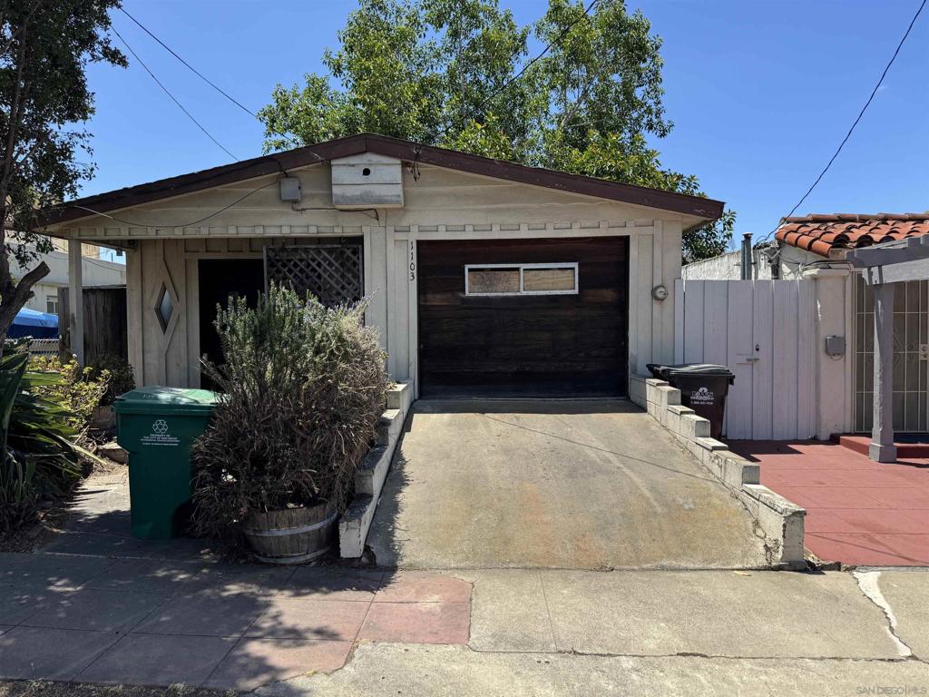 1103 Sutter