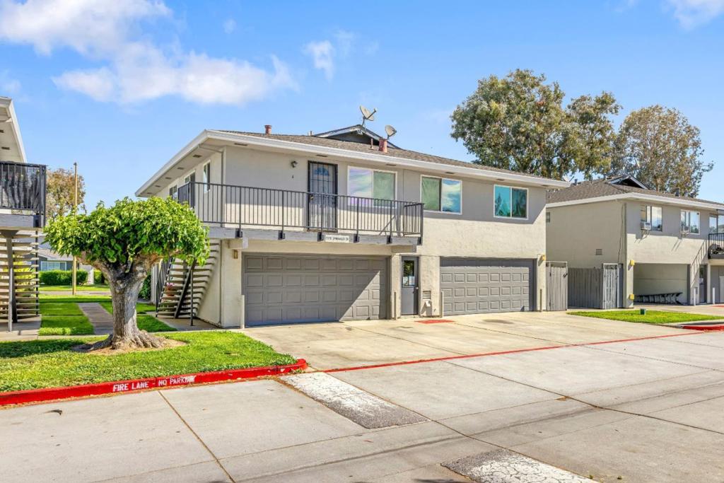 5578 Spinnaker Drive 4