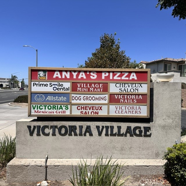 7270 Victoria Park Lane 3B