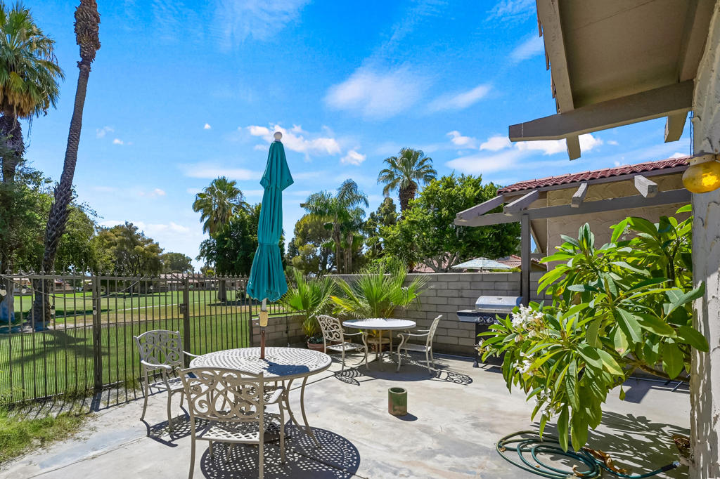 48982 Eisenhower Drive