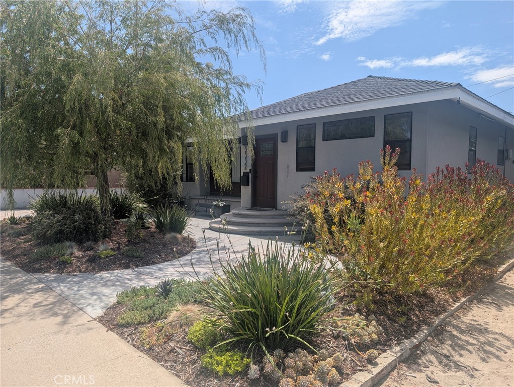 5552 E Peabody