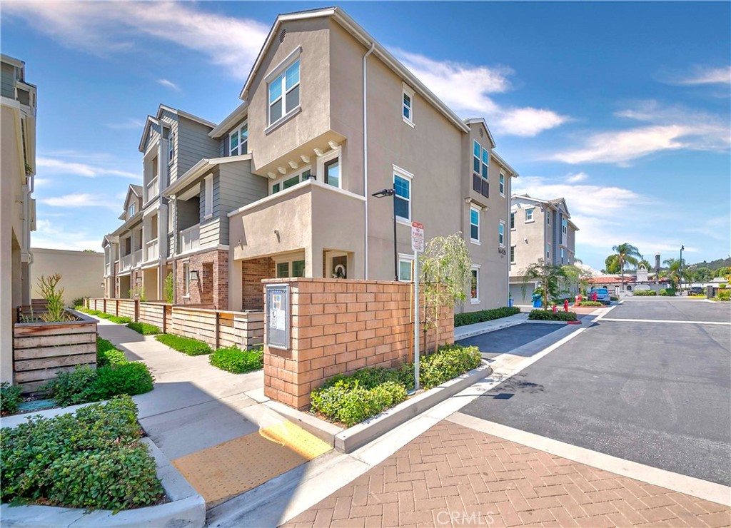 16426 Whittier Blvd. 5