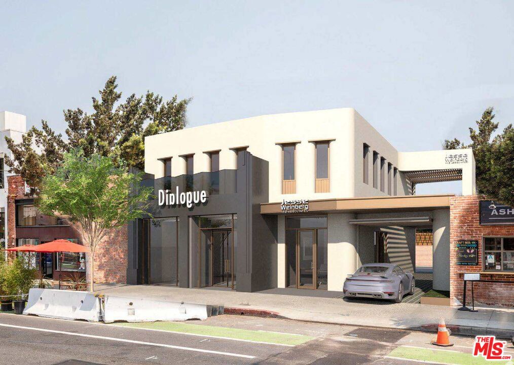 2803 Main Street