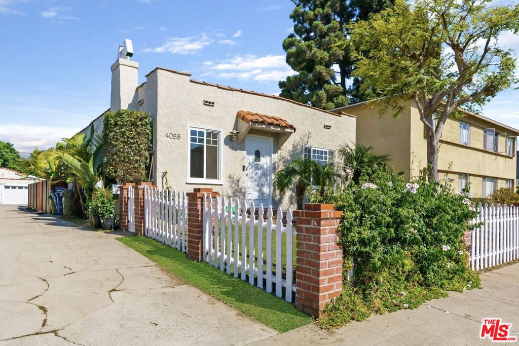 4058 Wade Street