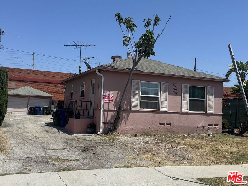 9024 Reading Avenue