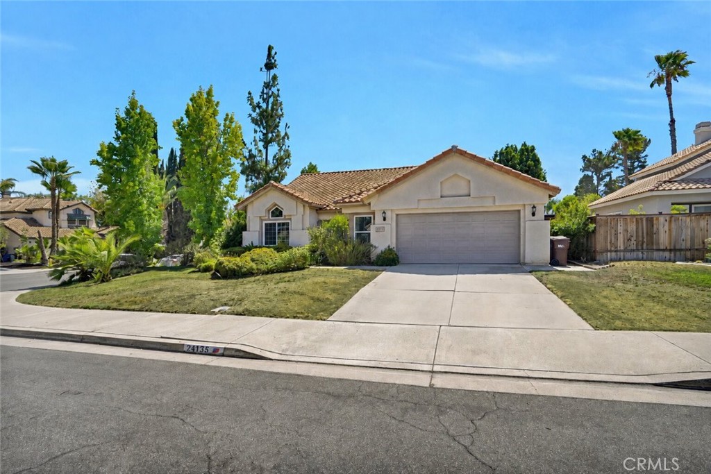 24135 Huntridge