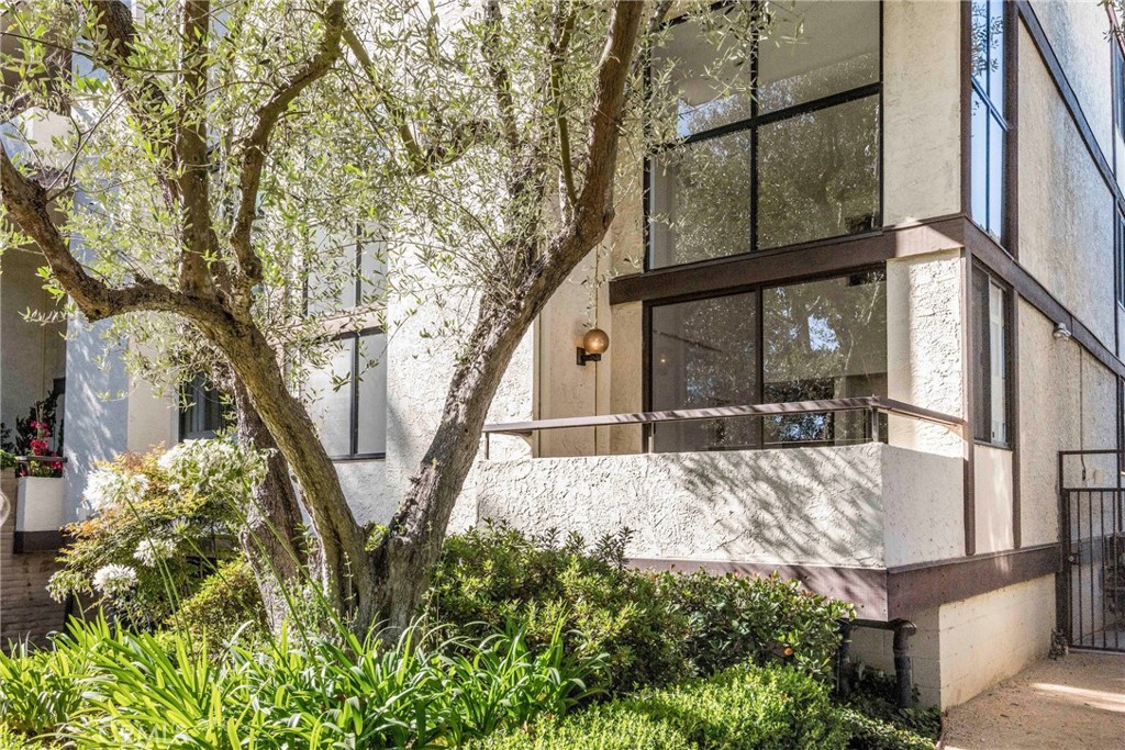 5987 Peacock Ridge Road 122