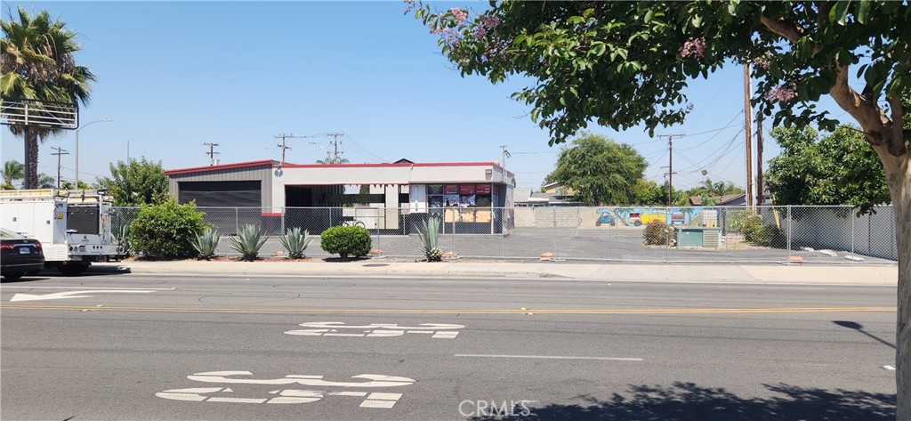 424 N East