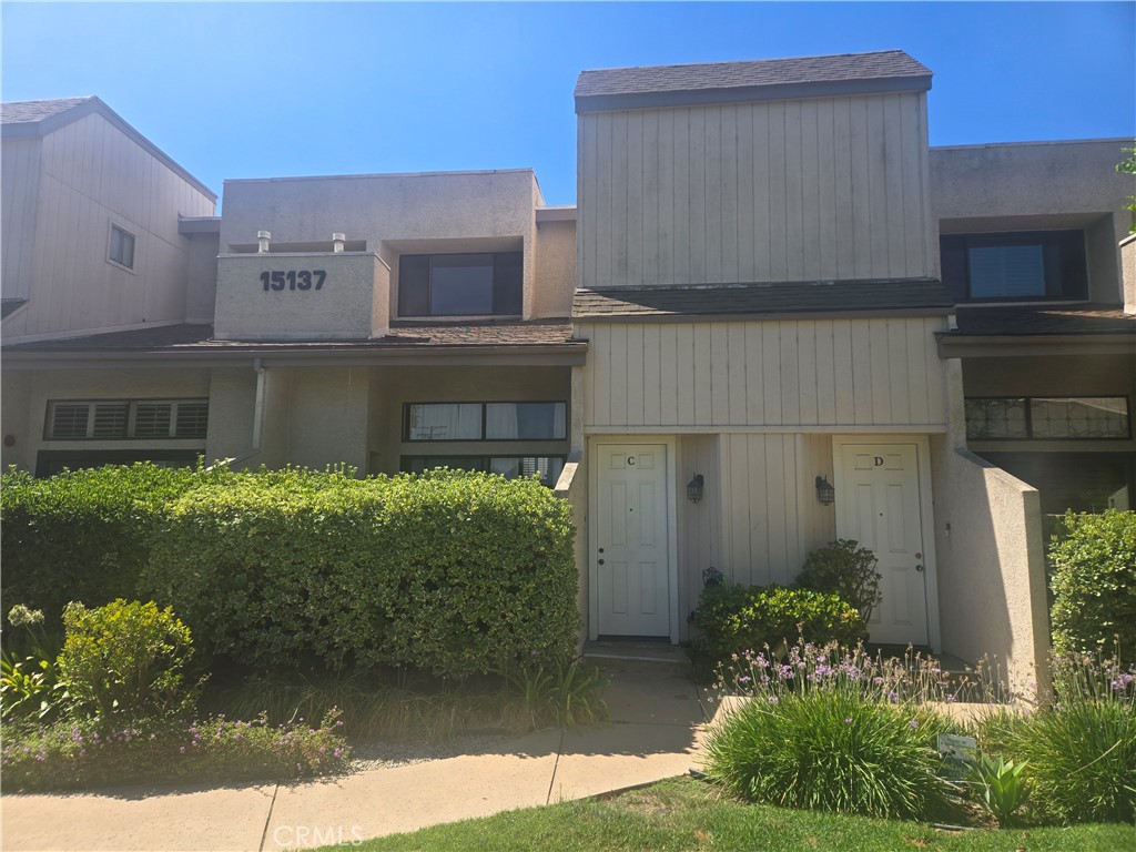 15137 Magnolia Boulevard C