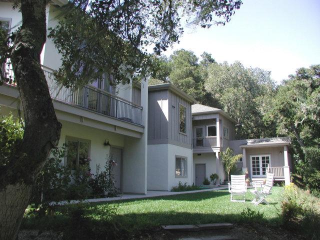 790 COUNTRY CLUB Drive