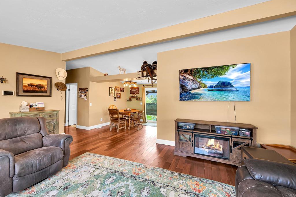 1920 Larkspur Drive