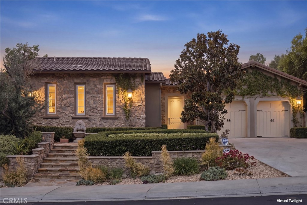 27361 Calle De La Rosa
