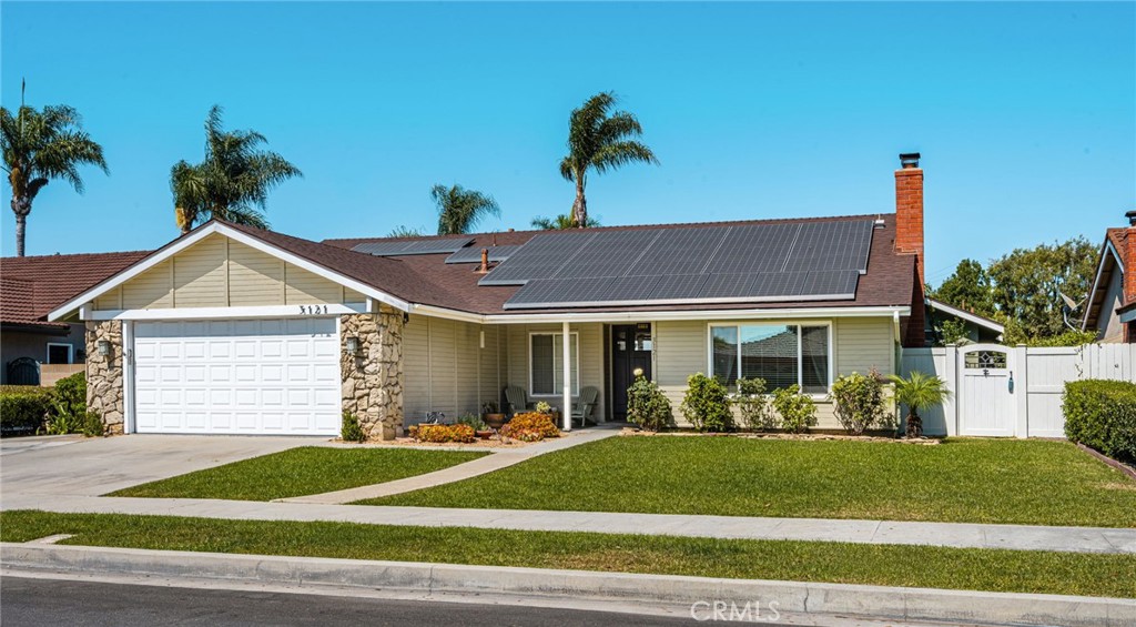 3121 N Hearthside