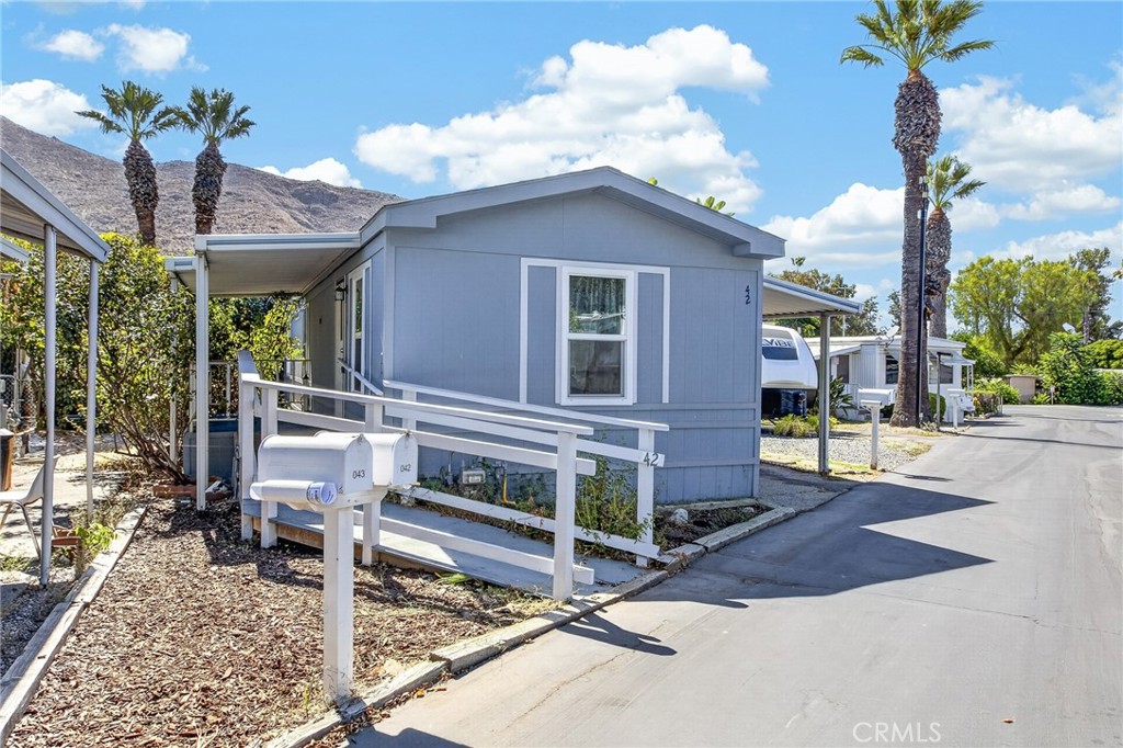 2751 Reche Canyon 42