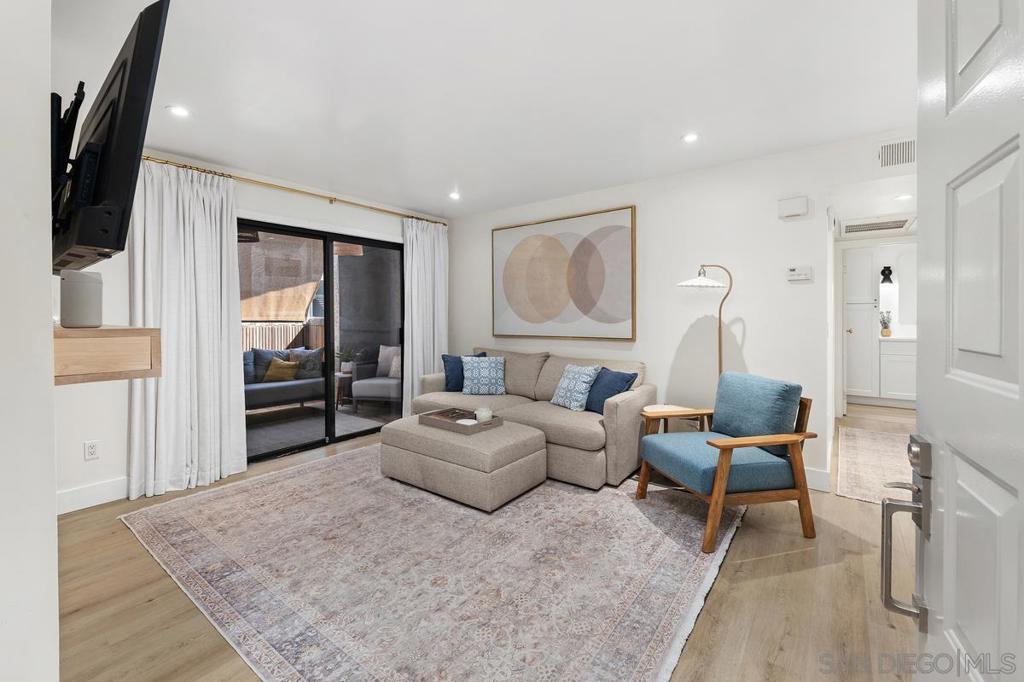12019 Alta Carmel 279