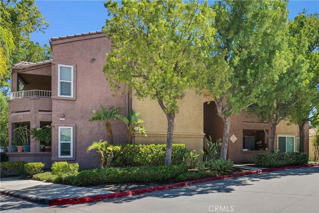 2425 Del Mar