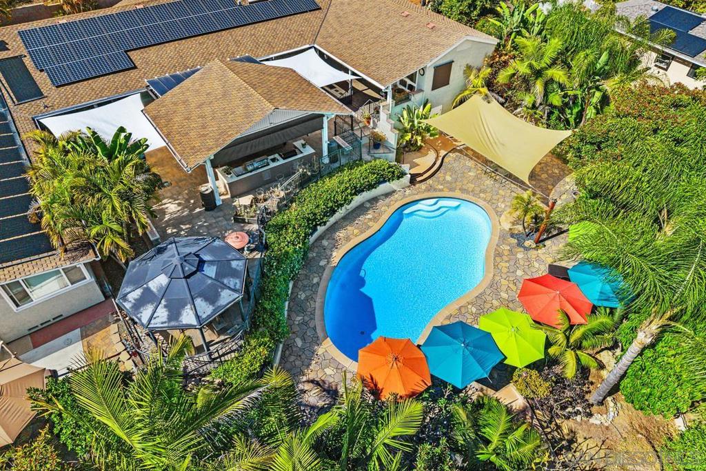 9865 Edgelake Drive