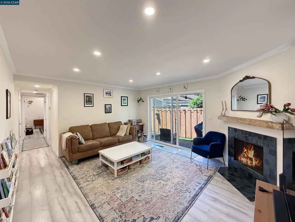2548 Jones Rd 10