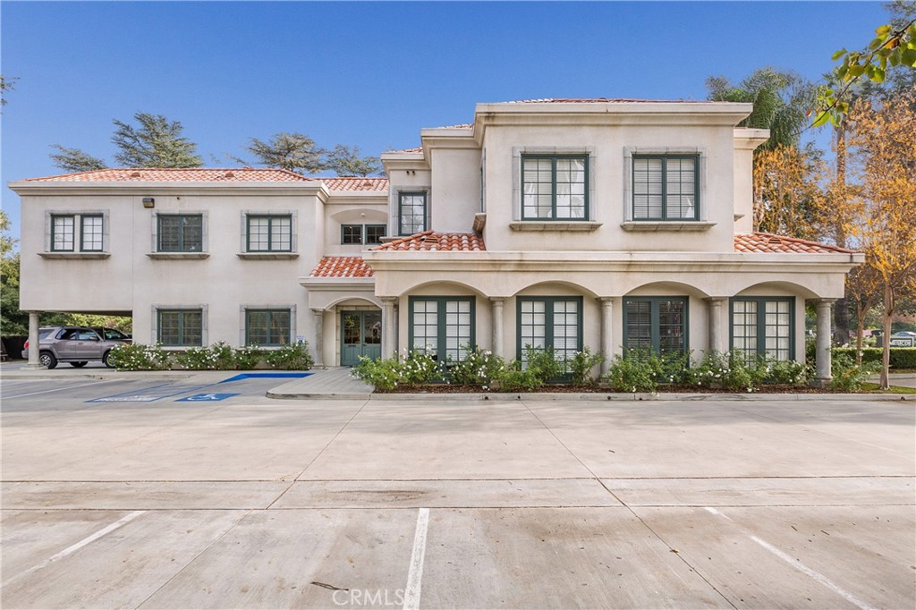 7191 Magnolia