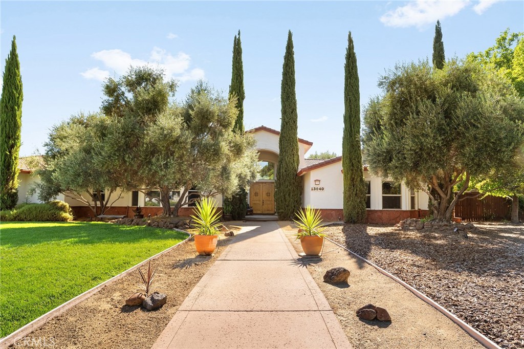13940 Lindbergh Circle