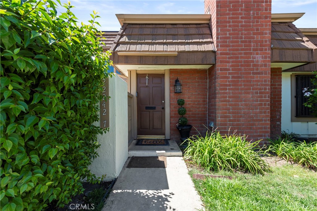 22242 Germain St 7