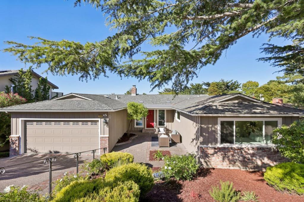 1512 Alturas Drive