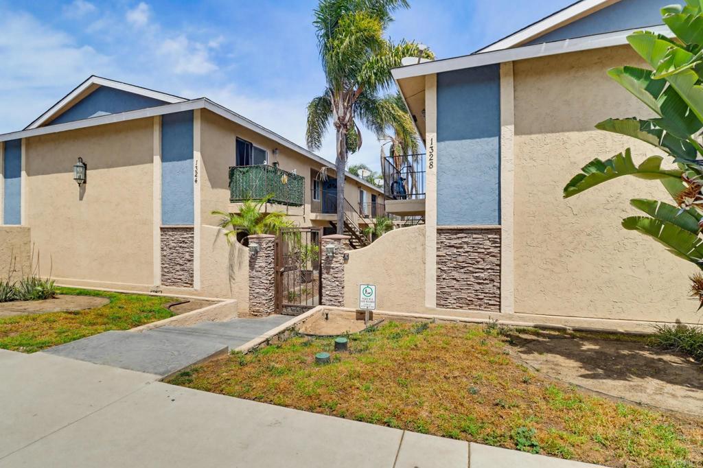 1328 IRIS Avenue 2