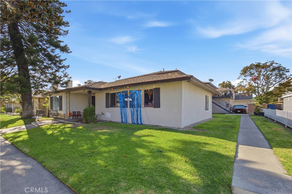 2337 E Omega Avenue