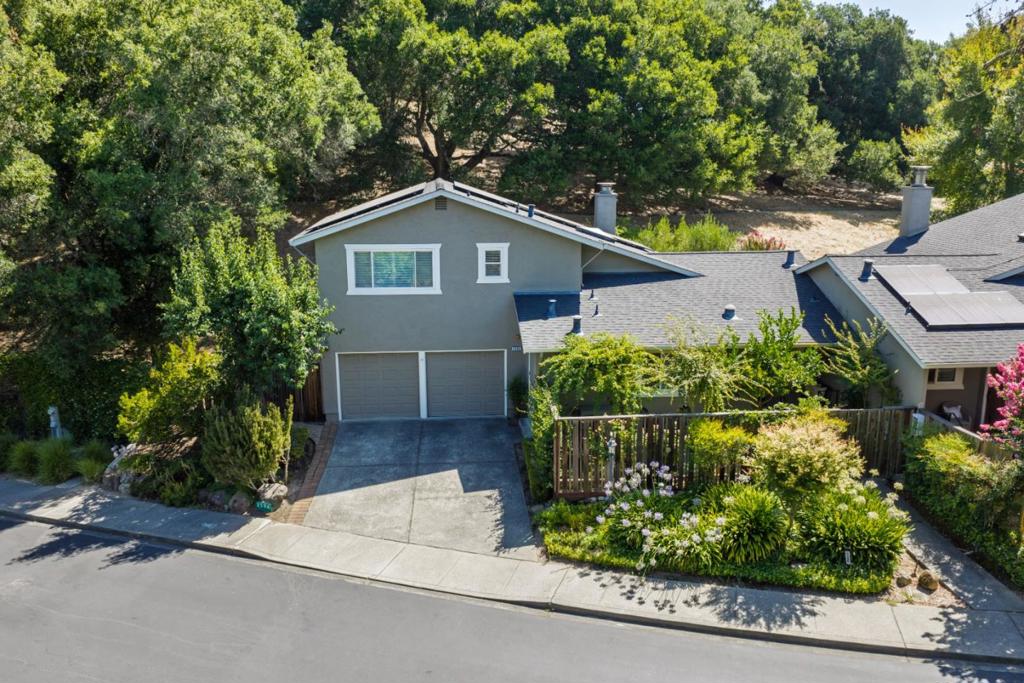 2596 Hidden Valley Lane