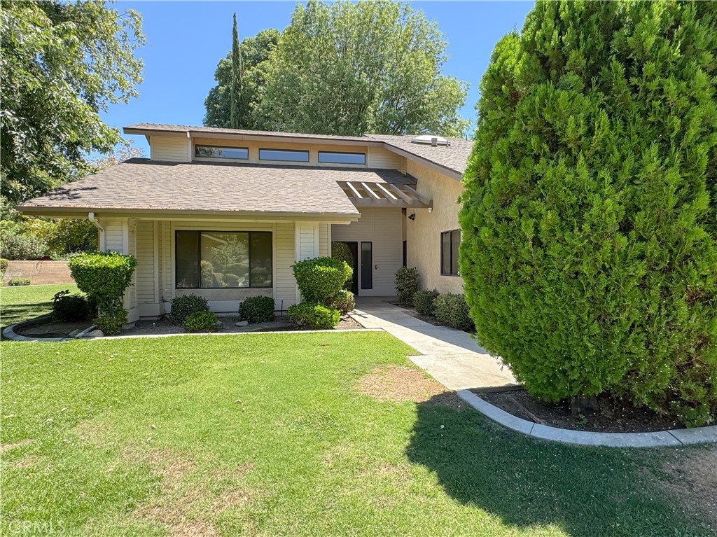 2200 El Portal Drive 9