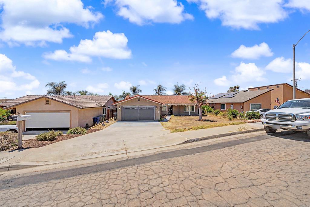 1284 Bates Ln