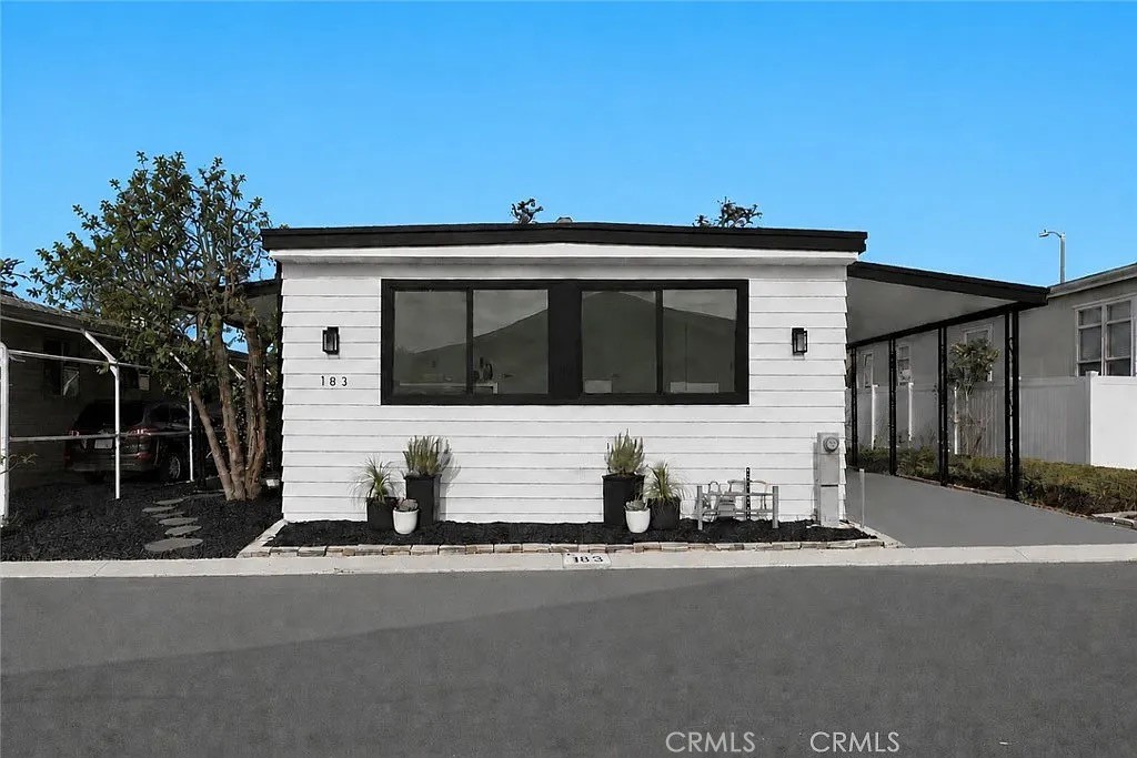 1245 W Cienega Avenue 183