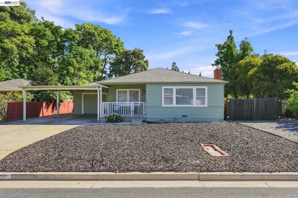 1834 Venice Dr