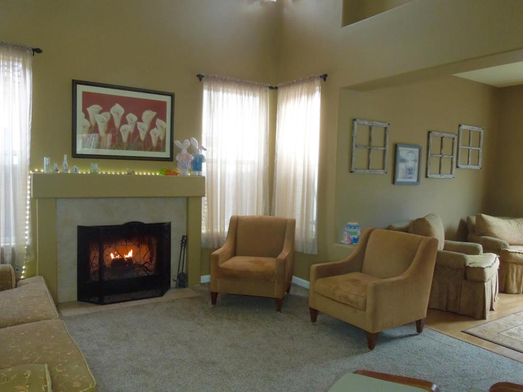 1537 Oyster Bay Court