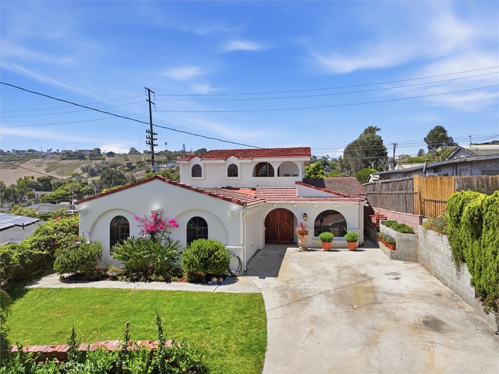 5224 Doris Way