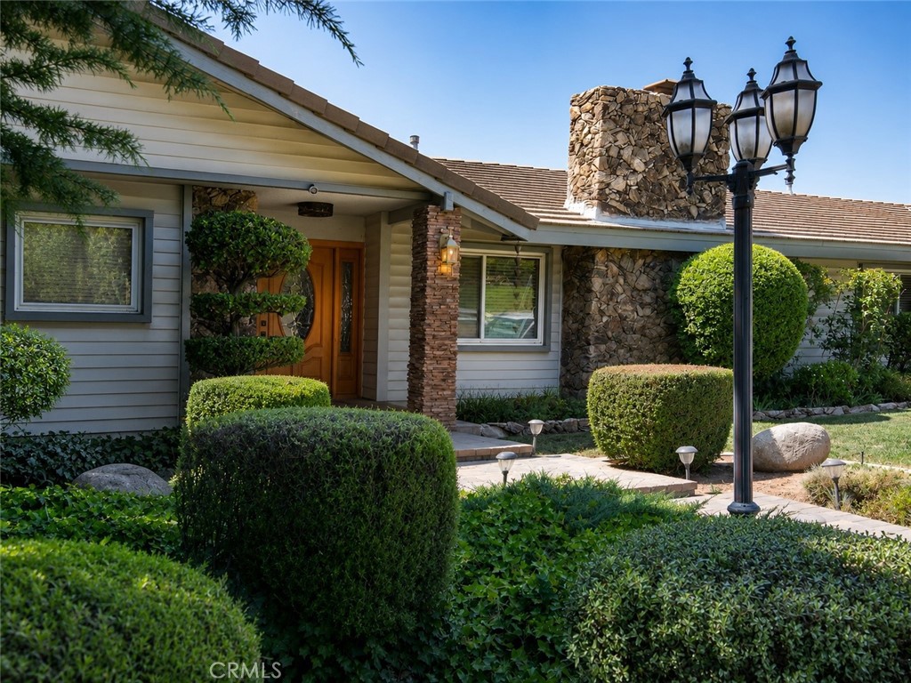 36268 Highland Ave